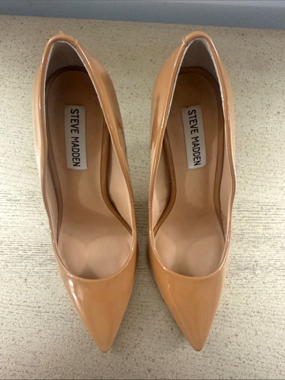 Steve Madden Daisie Nude Patent Pointed-Toe Pumps - Picture 4 of 6